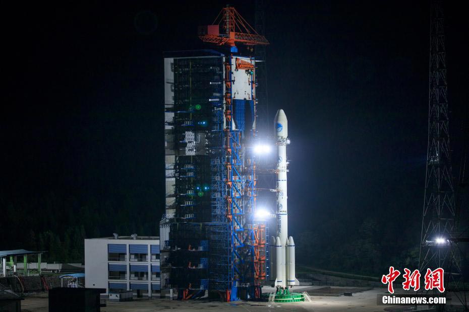 北京时间6月25日2时9分，中国在西昌卫星发射中心用长征三号乙运载火箭，成功发射第46颗北斗导航卫星。文郭超凯 杨欣 图郭文彬